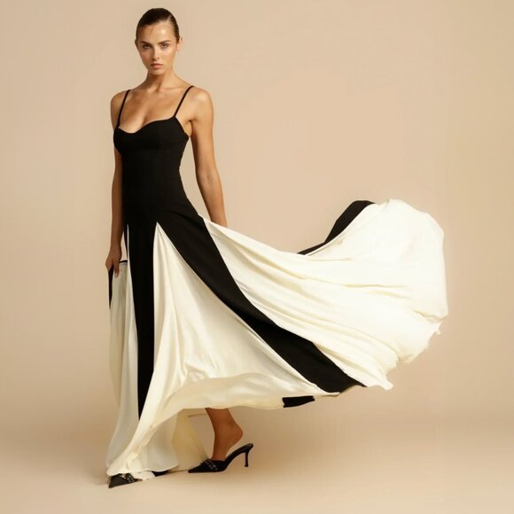 Dress for unforgettable evenings and special occasions - Picture 2 of 3